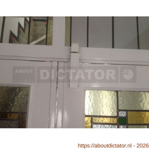 Bestel nu Deuropvanger Dictator 1400 Wit RAL9010 20Nm inclusief haak